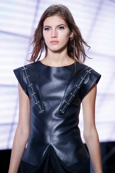Look 83